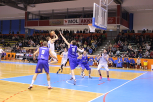 Zalakermia ZTE KK - Jszbernyi KSE 74-72