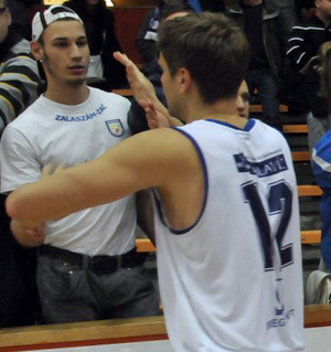 Gyztesek pacsija - Gspr Dvid s Szcs Vald
