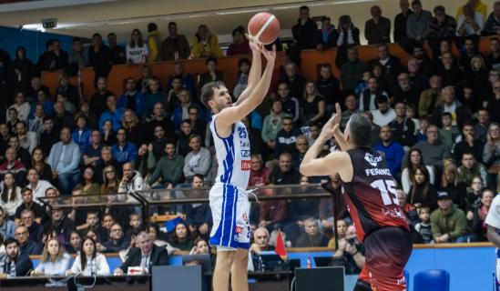 jabb lcsapat vr rnk: vasrnap a Falco KC otthonban lpnk plyra