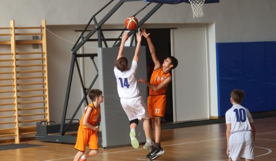 P�ly�n az ut�np�tl�s: Magabiztos hazai gy�zelmek az U12-es fels�h�zban