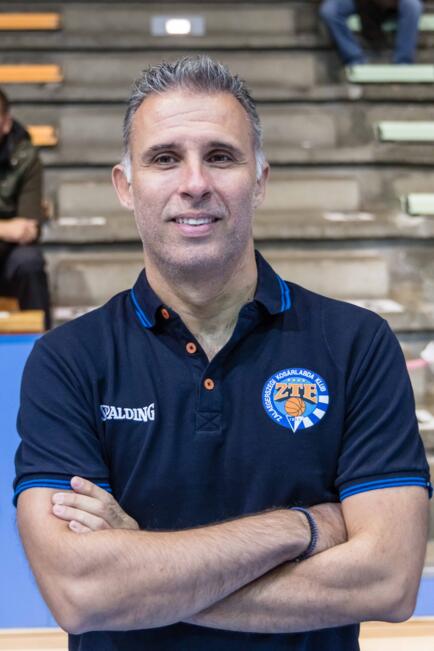 Kostas Mexas vezetedz