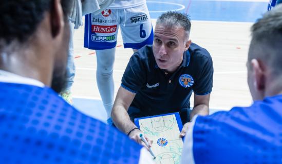 Ennek most k�telez� gy�zelemnek kellene lennie, de nem lesz k�nny�