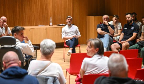 K�z�s c�l, k�z�s �t – szurkol�i f�rumot tartottunk