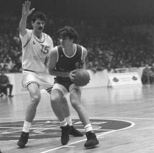 Egy az egyben - kp 1993-bl, felismeritek a szereplket?  Klikk a kpre!